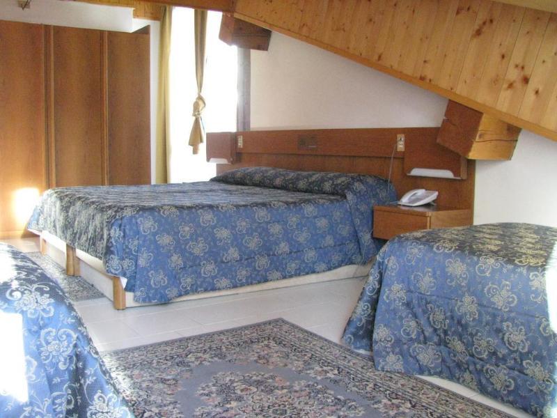 מדונה די קמפיליו Hotel Il Catturanino מראה חיצוני תמונה