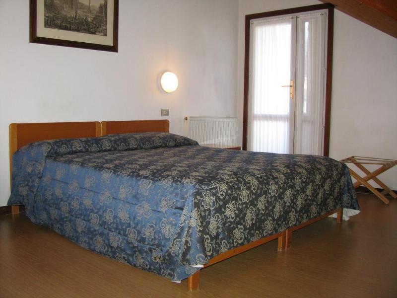 מדונה די קמפיליו Hotel Il Catturanino מראה חיצוני תמונה